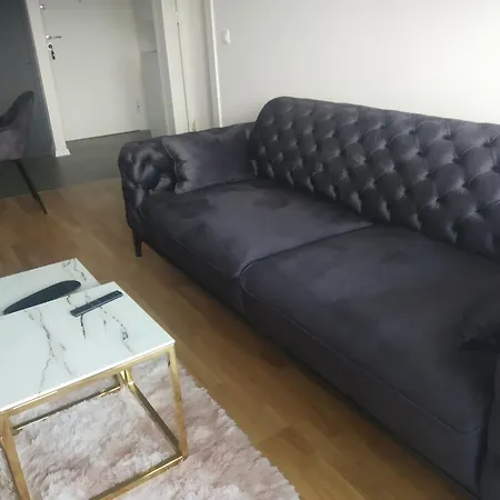 Appartamento Mary Jane Zara